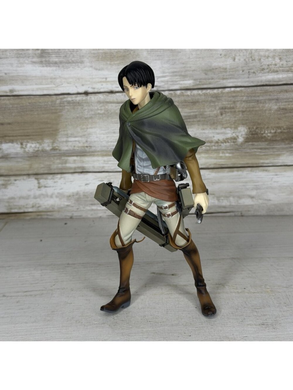 Anime Attack on Titan Levi Ackerman Action Figure Collectible Model Toy VGC